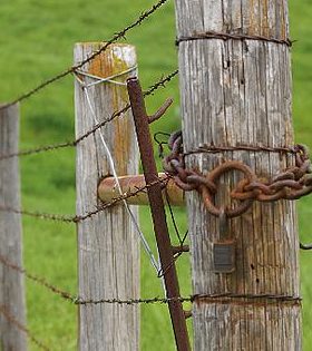 Fence Laws in WV Land