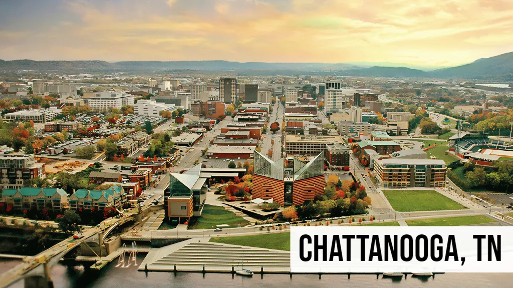 Sell Land Tennessee – Chattanooga, TN Chattanooga, Tennessee wide city view with downtown core, surrounding mountains, river corridor, and mixed residential and commercial areas